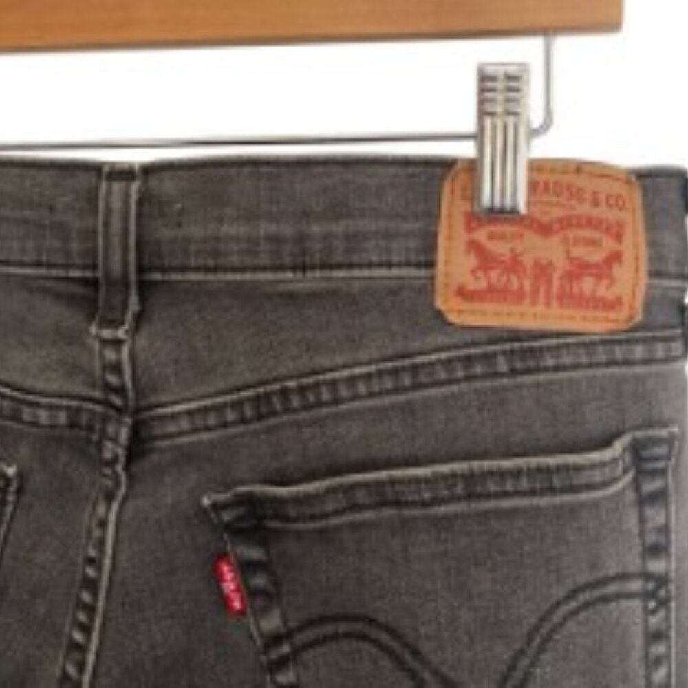 Levi's Boyfriend Mid Rise Jeans 30 - Picture 5 of 5